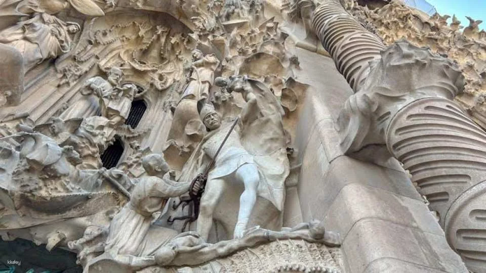 Sagrada Familia guided tour
