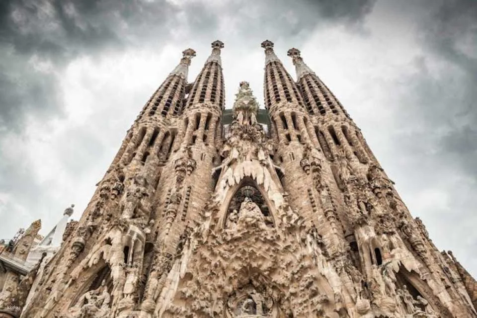 Sagrada Familia Guided Tour