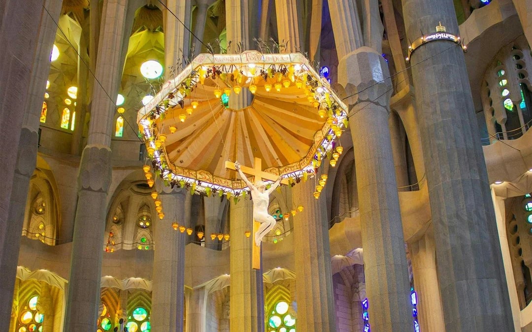 Sagrada Familia Skip-the-Line Private Guided Tour Image 6