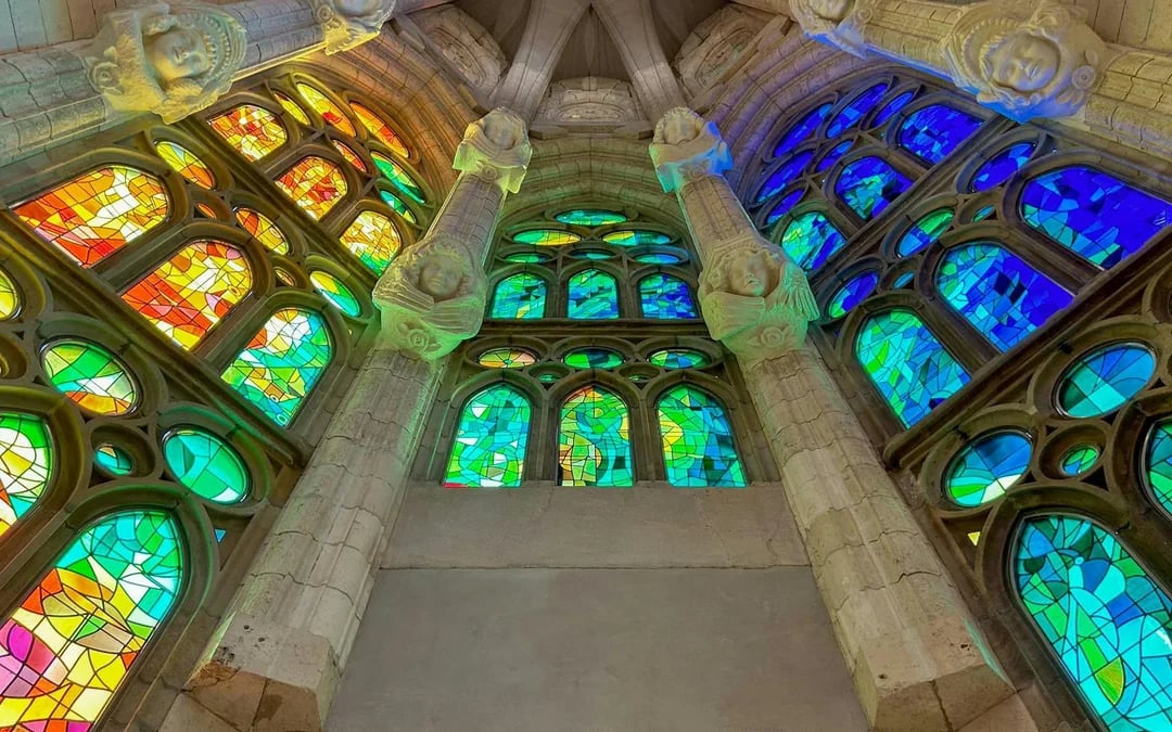 Sagrada Familia Skip-the-Line Private Guided Tour Image 7