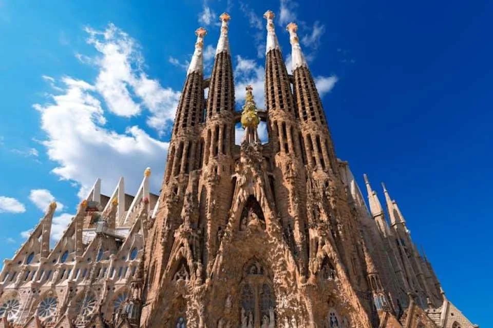 Sagrada Familia tickets and guided visit