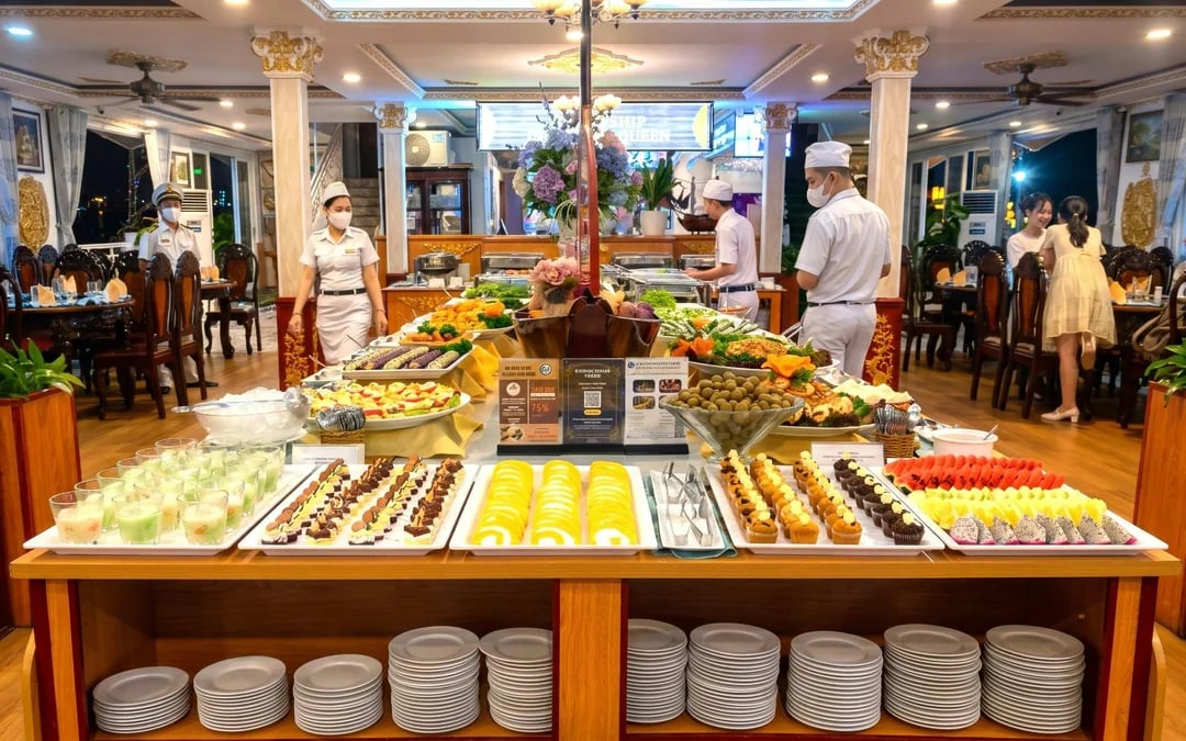 Saigon River Dinner Cruise with Private Table Image 2