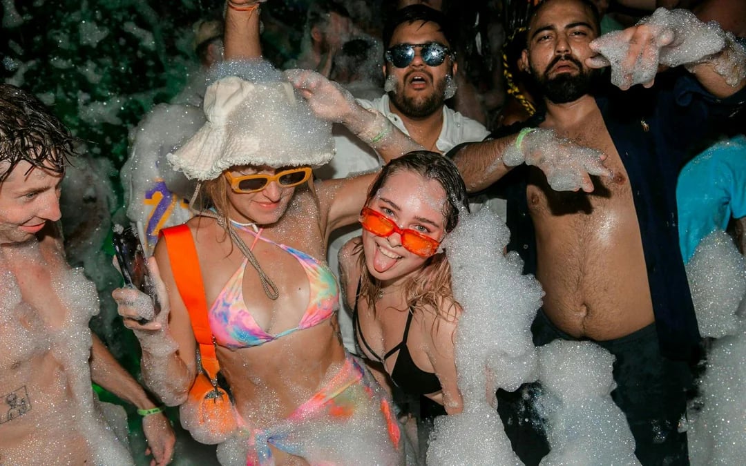 Sail Away Phuket Boat Party Image 3