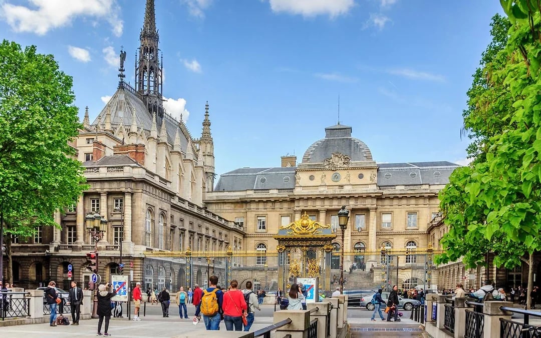 Sainte-Chapelle & Conciergerie Entry Tickets Image 6