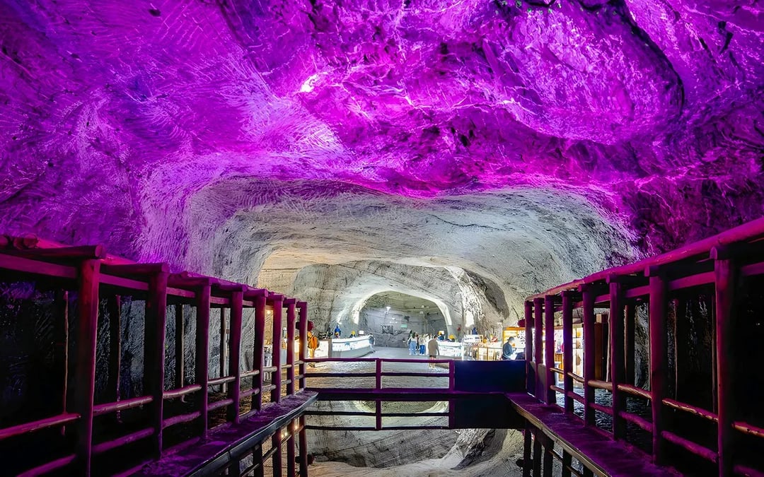 Salt Cathedral of Zipaquirá Entry Ticket Image 4