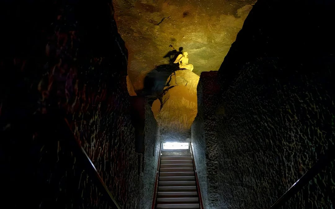 Salt Cathedral of Zipaquirá Entry Ticket Image 8