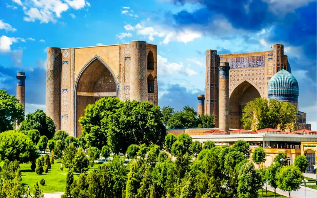 Samarkand Monuments Guided Tour with Transport Image 3