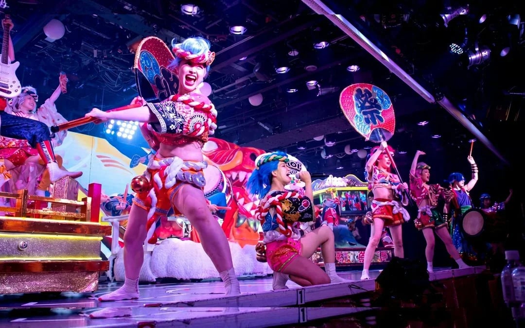 Samurai Kabuki Show Tickets: Tokyo Fusion of Culture and Modernity  Image 5