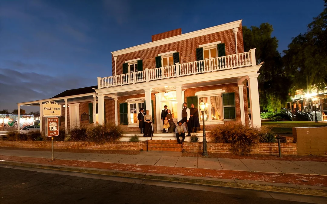 San Diego Ghosts & Gravestones Tour Image 3
