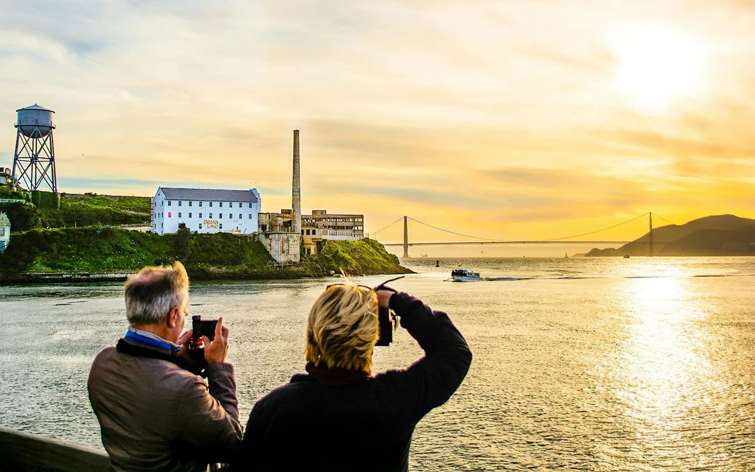 San Francisco Bay Sunset Cruise with Cash Bar Image 3
