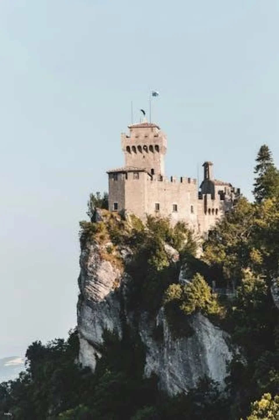 San Marino small group guided tour with 7 museums and towers pass