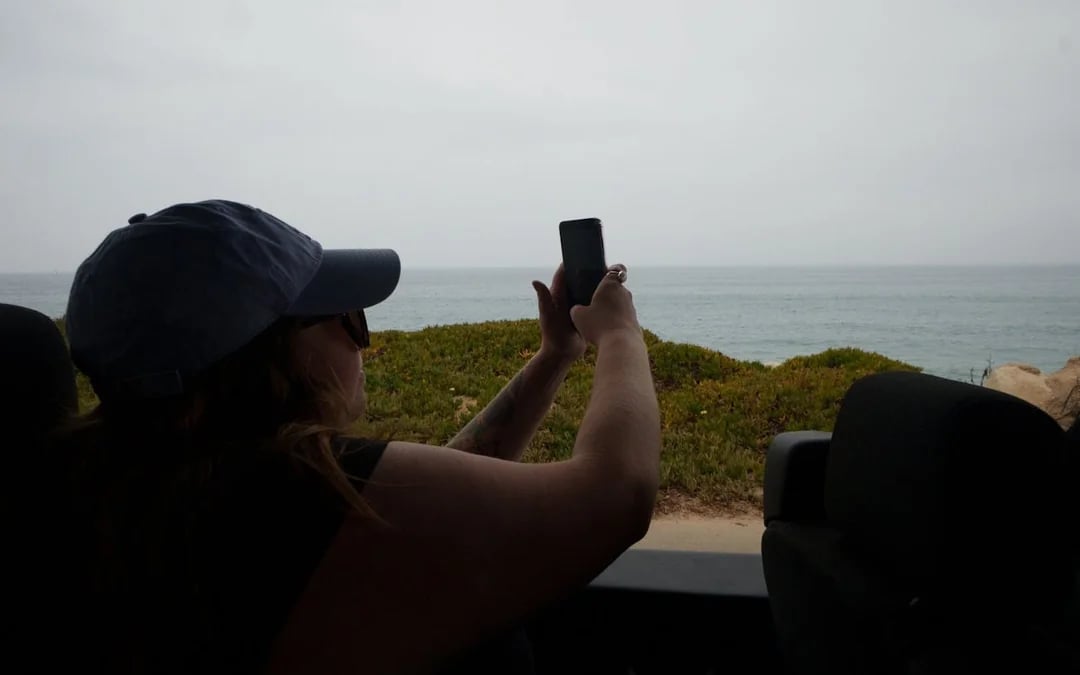Santa Monica to Malibu: Beaches, PCH and Celebrity Homes Open Air Tour Image 8