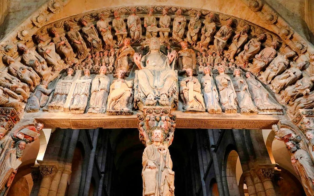 Santiago de Compostela Historic Center, Museum & Cathedral Guided Tour with Pórtico Image 3