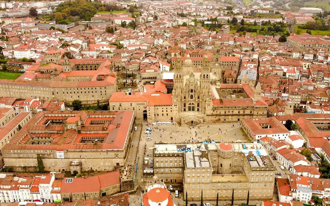 Santiago de Compostela Historic Center, Museum & Cathedral Guided Tour with Pórtico Image 9