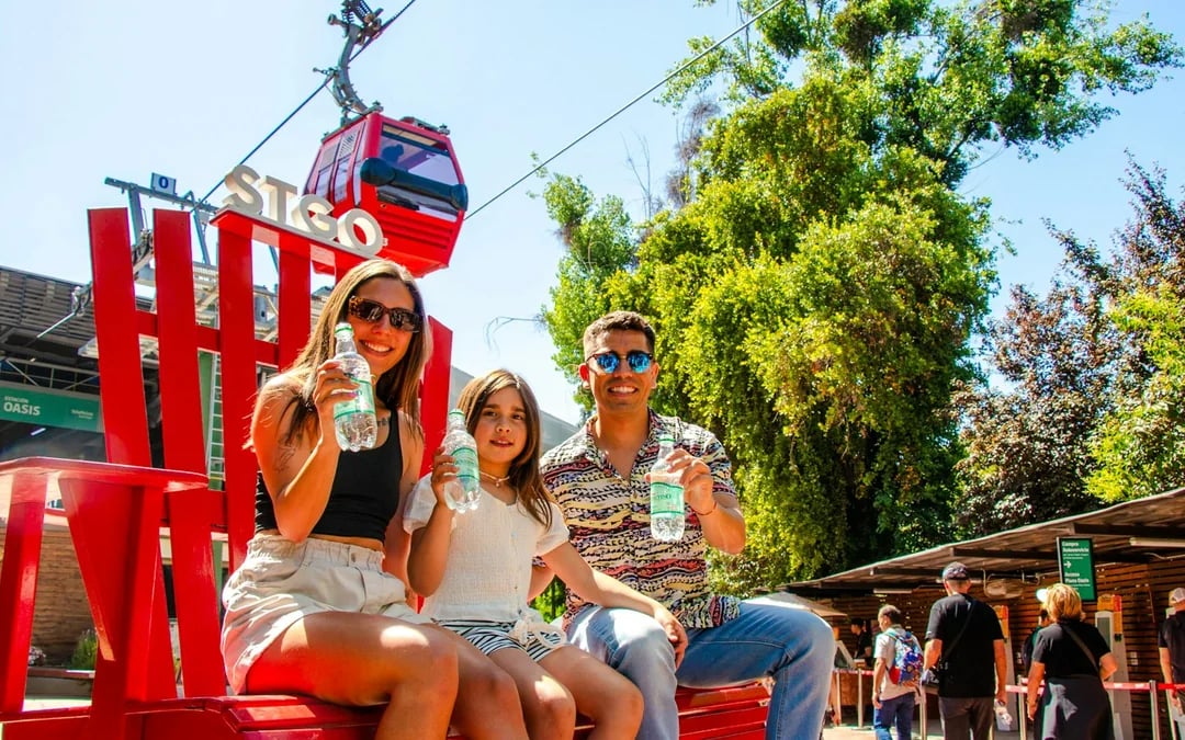 Santiago Hop-On Hop-Off Bus Tour: 2 Routes + Cerro San Cristóbal Cable Car & Santa Carolina Wine Tour Image 9