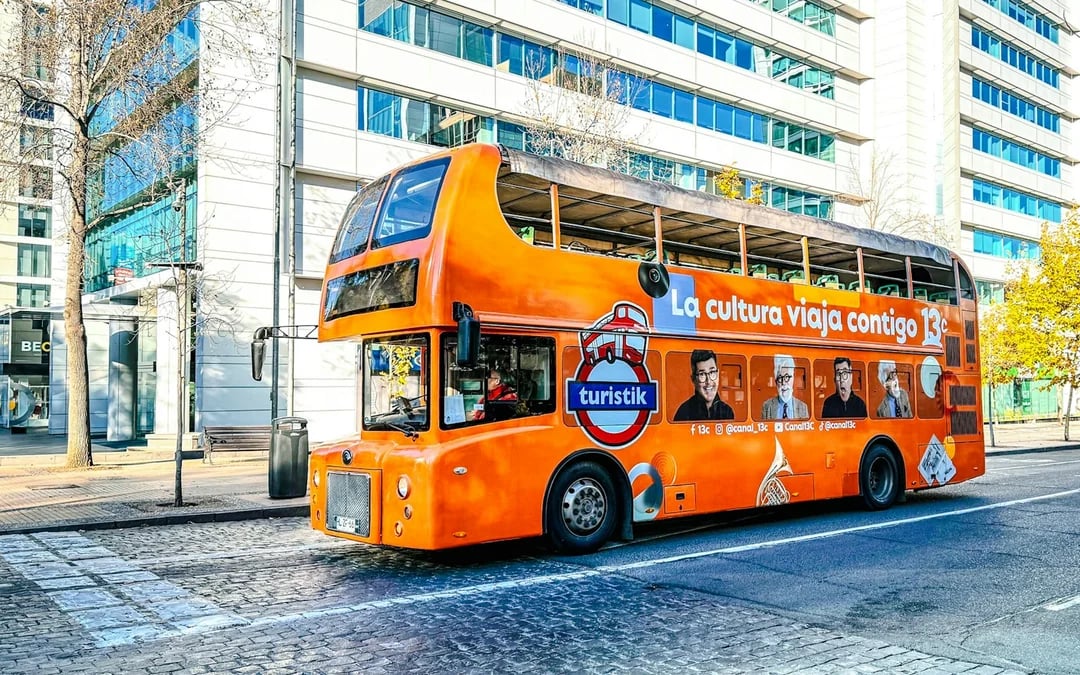 Santiago Hop-On Hop-Off Bus Tour: 2 Routes + Cerro San Cristóbal Cable Car & Santa Carolina Wine Tour Image 10