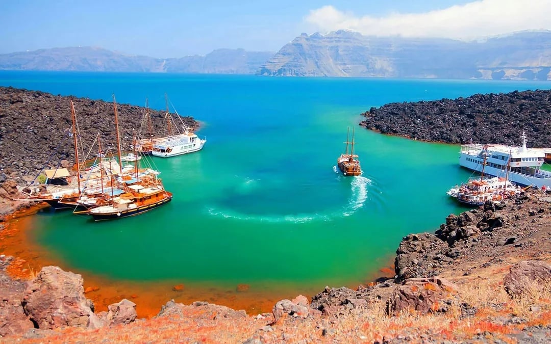 Santorini 3-Hour Cruise to Volcano & Hot Springs Image 7