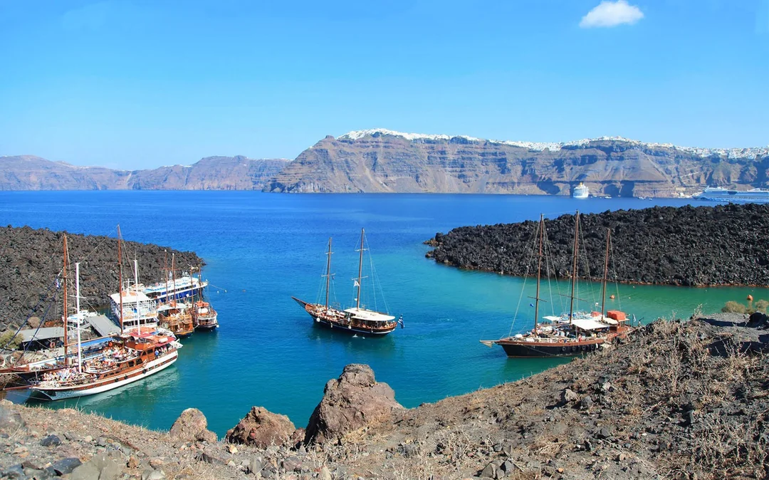 Santorini Volcano & Thirassia Half Day Cruise Image 1