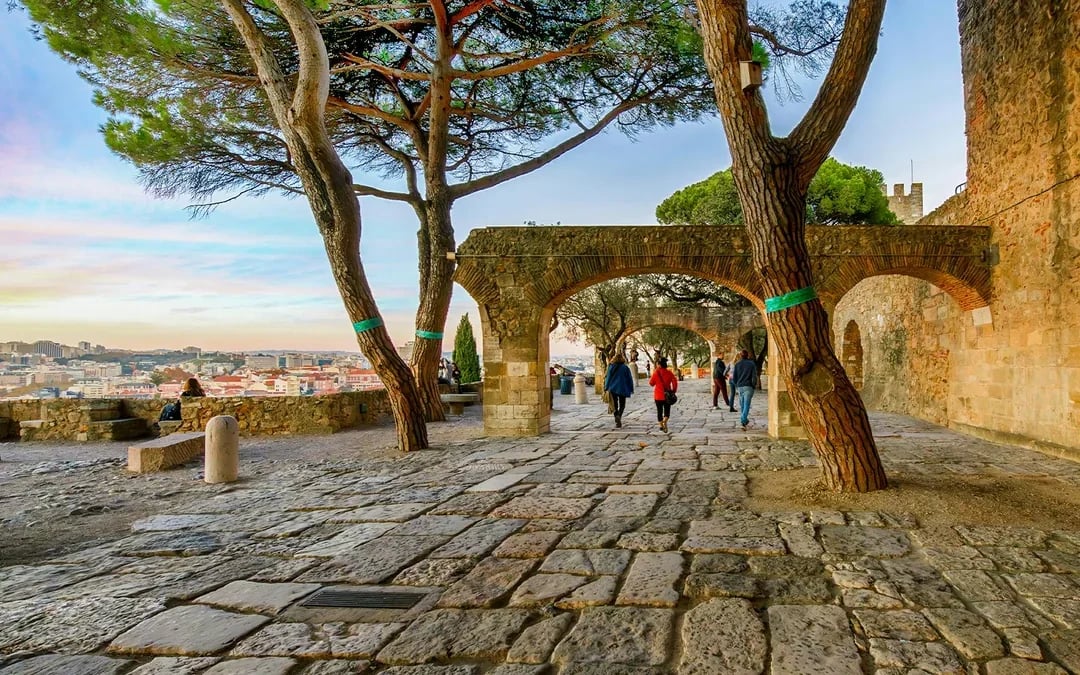 São Jorge Castle Tickets Image 9