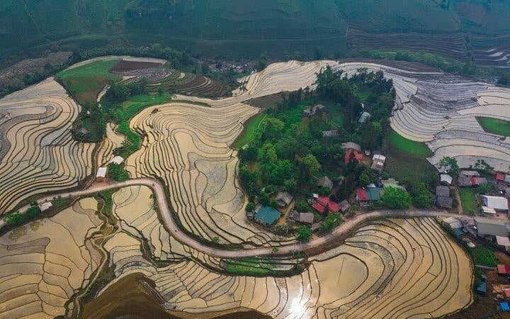 Sapa Motorbike Tour to Dragon Waterfall and Hidden Village with Lunch and Entrance Tickets Image 8