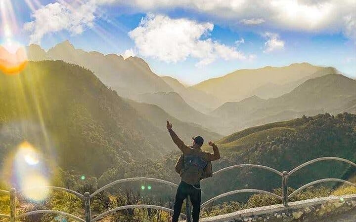 Sapa Private Car Tour to Lonely Tree, Heaven's Gate, and Glass Bridge with Admission Fees and Hotel Pickup Image 3