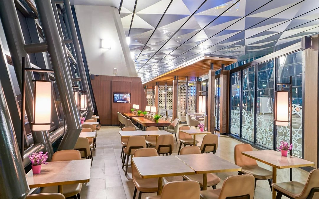Saphire Plaza Premium Lounge Access at Jakarta International Airport: International Departures, Terminal 3 Image 7