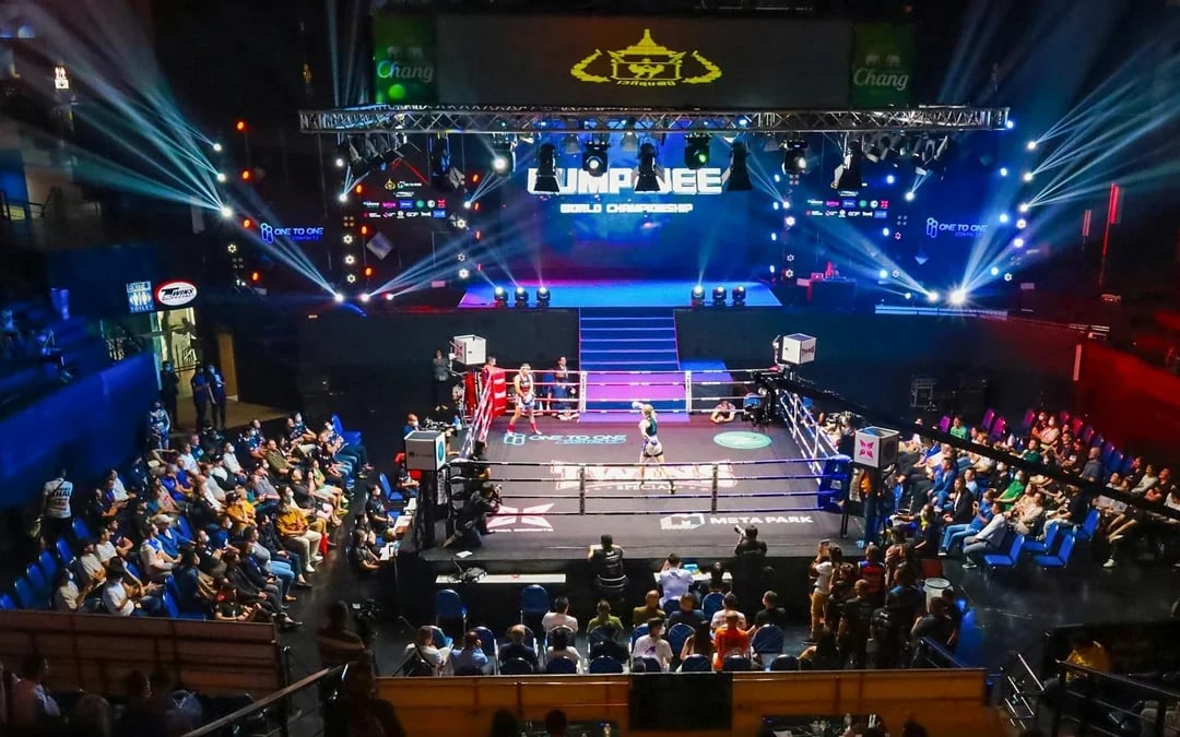 Saturday Night Tickets to Muay Thai Match at Lumpinee Boxing Stadium Image 2