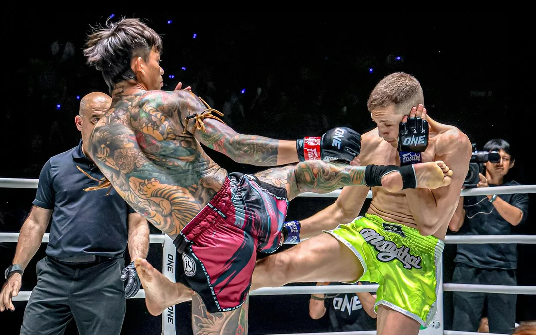 Saturday Night Tickets to Muay Thai Match at Lumpinee Boxing Stadium Image 4