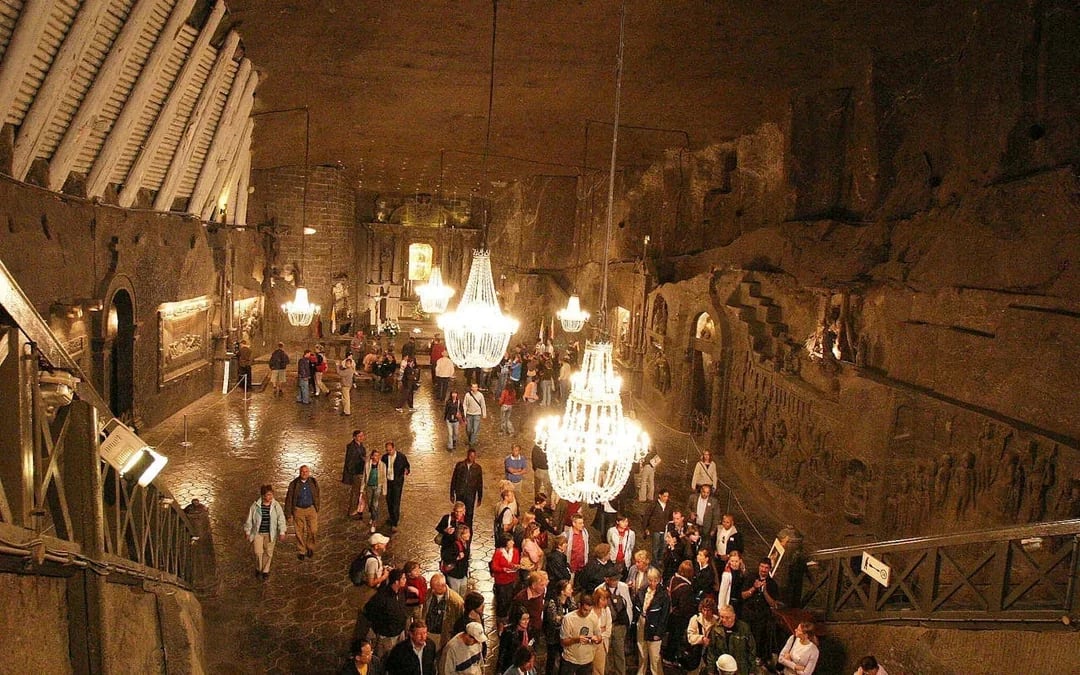 Schindler Story Walking Tour & Wieliczka Salt Mine with Lunch from Krakow Image 8
