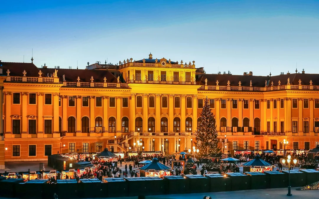 Schönbrunn Palace: Christmas Market, Palace Tour & Concert Image 1