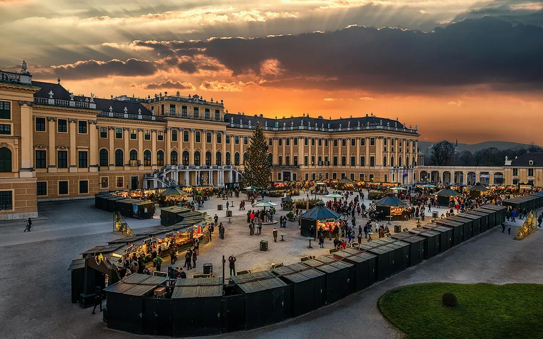 Schönbrunn Palace: Christmas Market, Palace Tour & Concert Image 12