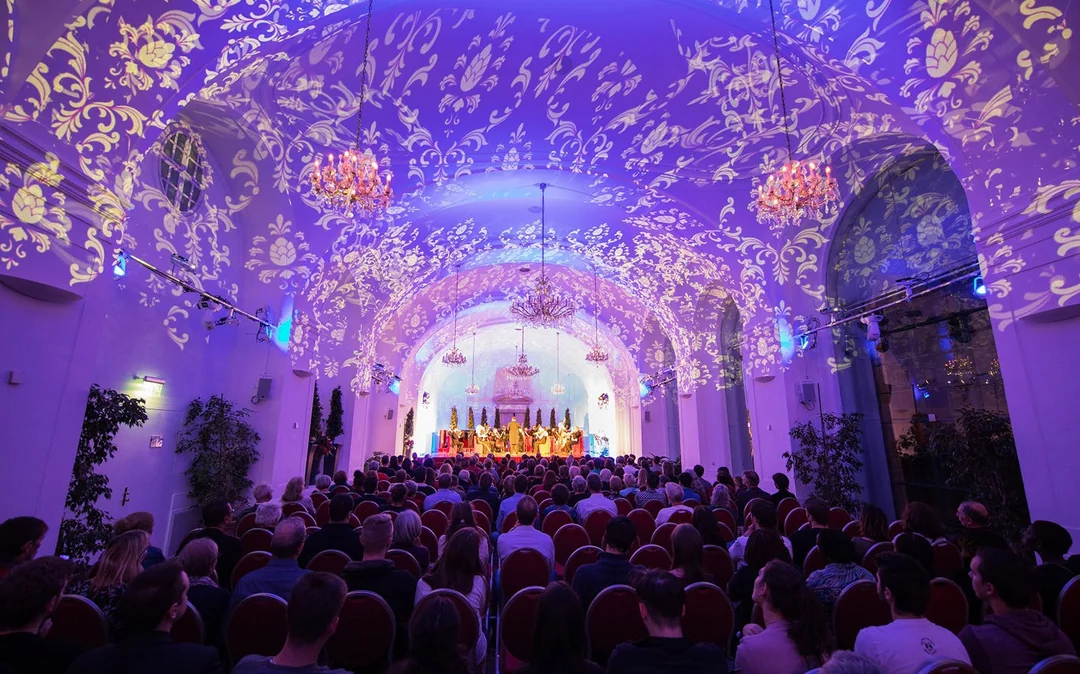 Schönbrunn Palace: Mozart & Strauss Concert & Christmas Market Image 12