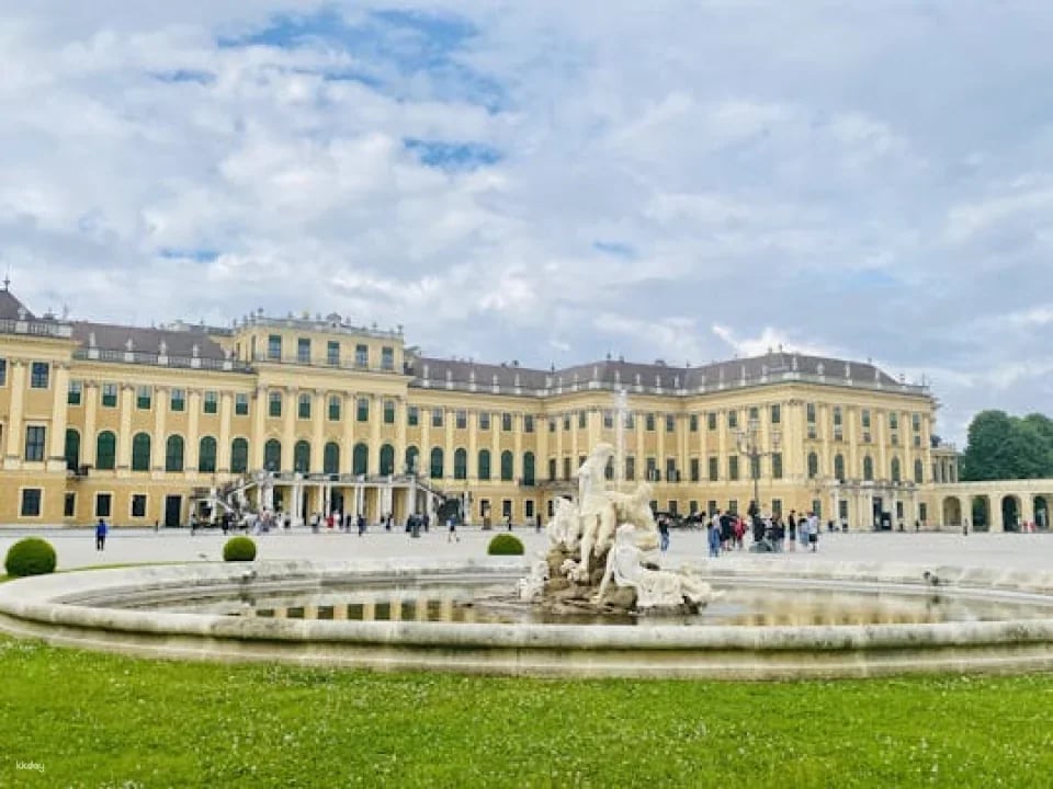 Schönbrunn Palace tour