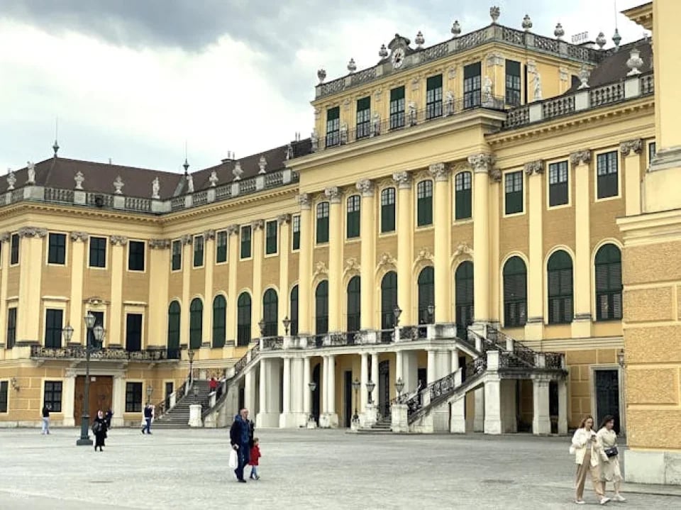 Schönbrunn Palace tour