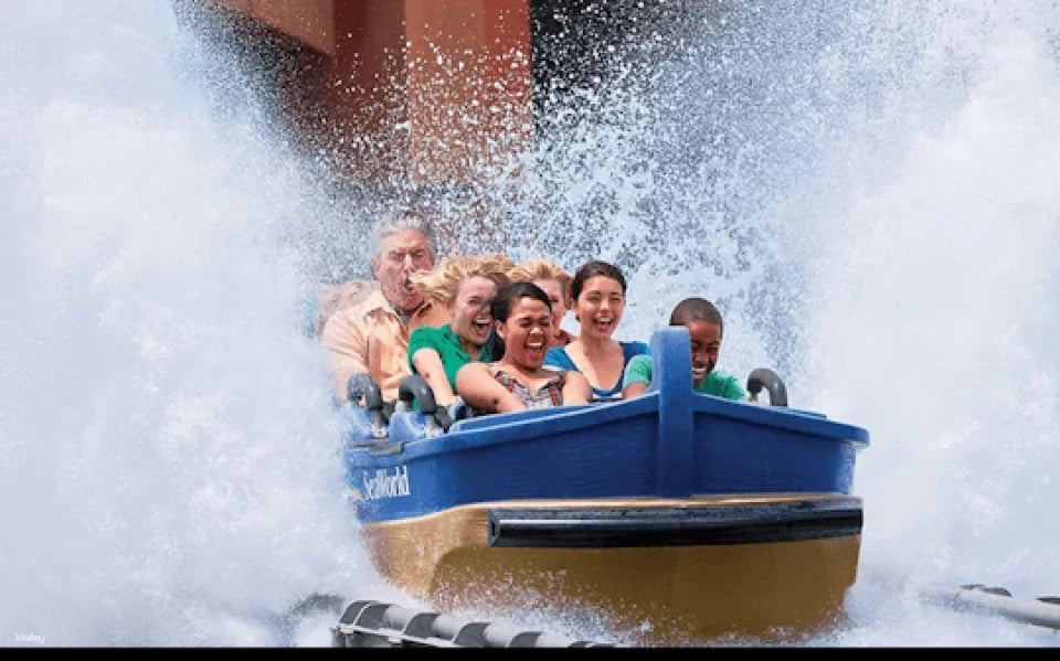 SeaWorld® Orlando Quick Queue unlimited including reserved show seating