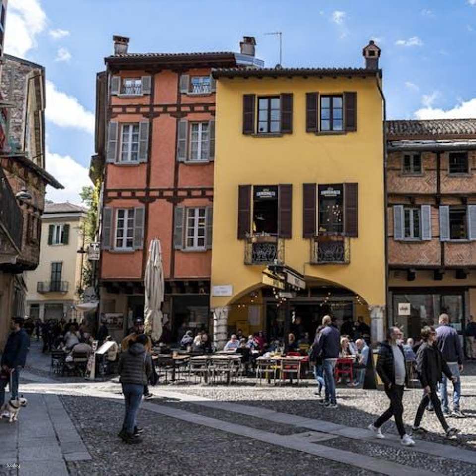 Secrets of the city of Como interactive discovery game