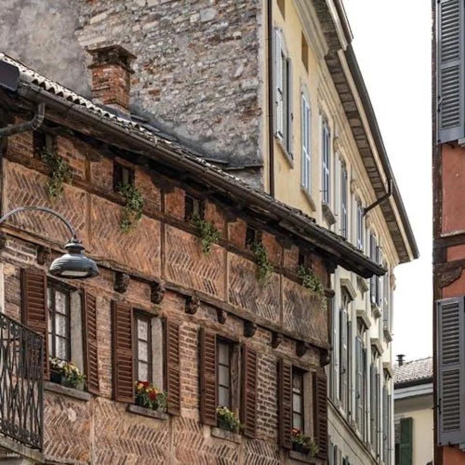 Secrets of the city of Como interactive discovery game