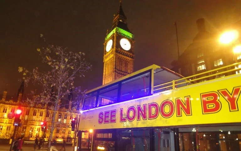 See London by Night Image 3
