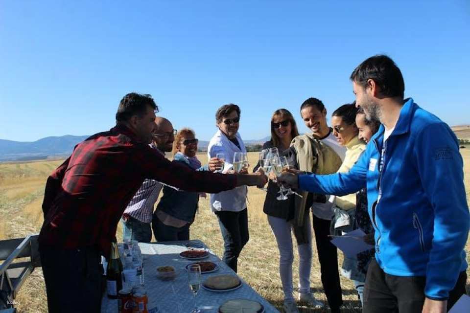 Segovia hot-air balloon flight with transfer from Madrid
