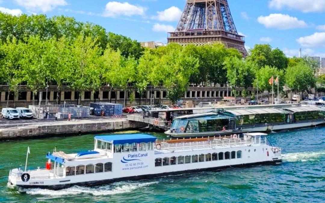 Seine River and Canal Saint-Martin Sightseeing Cruise Image 1