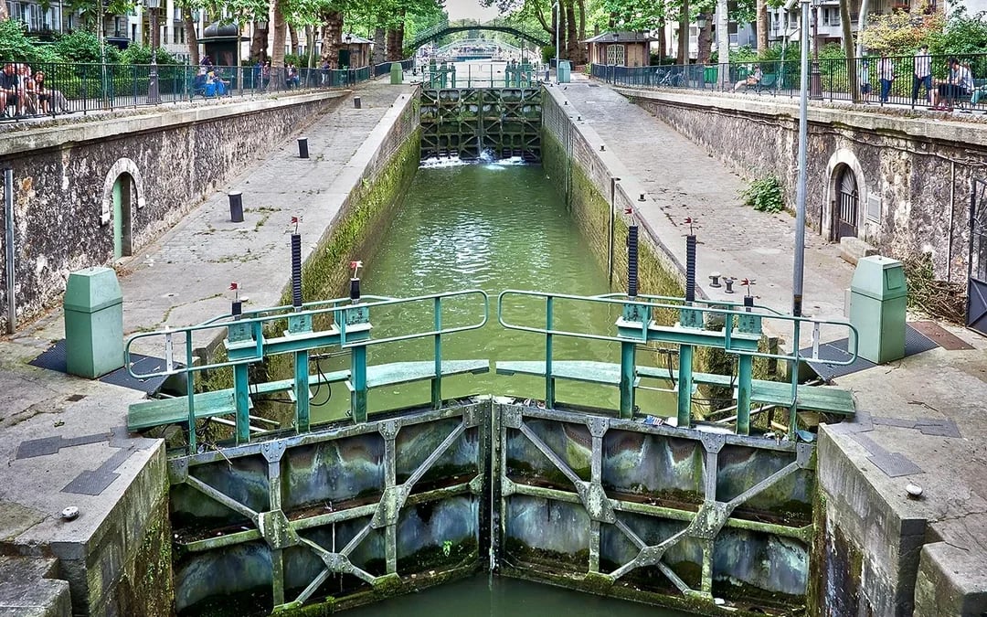 Seine River and Canal Saint-Martin Sightseeing Cruise Image 4