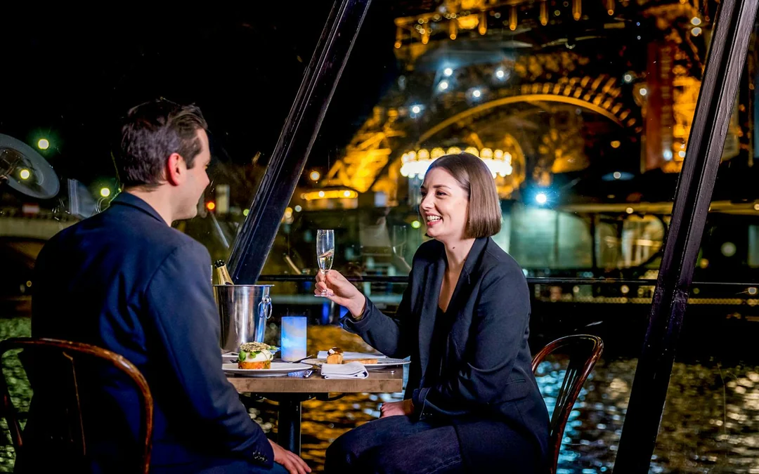 Seine River Cruise & Moulin Rouge Show with Champagne and Return Transfers Image 2