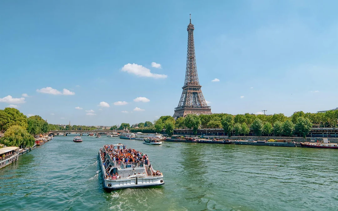 Seine River Morning Cruise with Breakfast Image 1