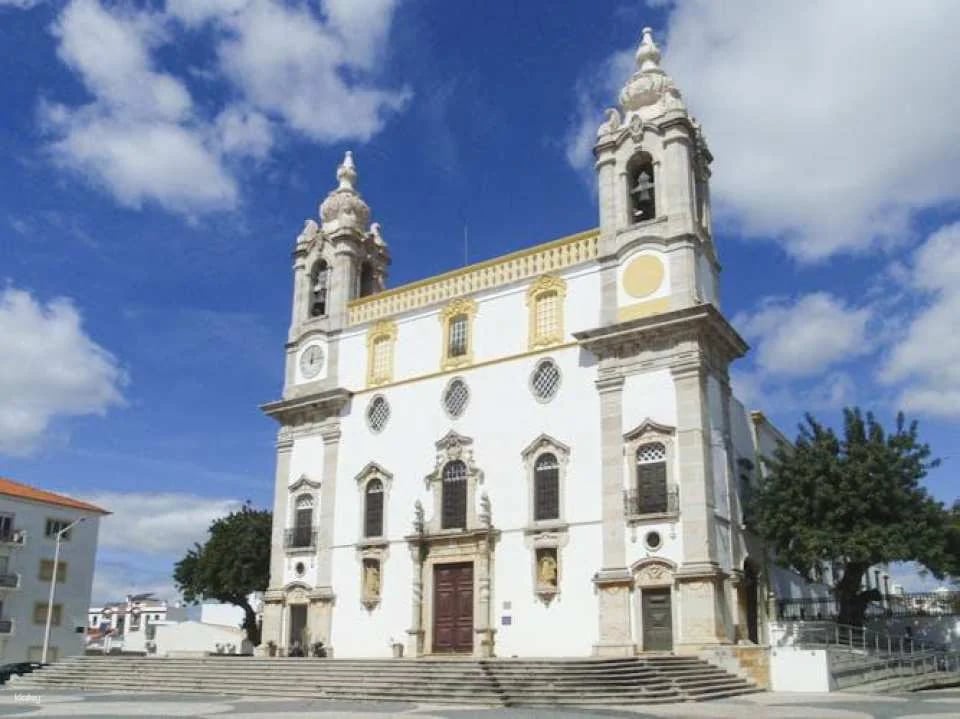 Self-guided Discovery Walk Faro's statues, ships and sanctuaries