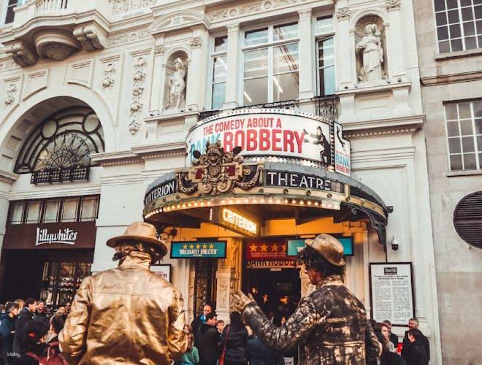 Self-guided Discovery Walk in London’s Piccadilly Circus and Whitehall