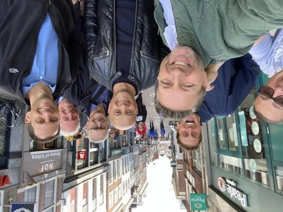 Self-guided interactive pub trail in Leeuwarden with online app