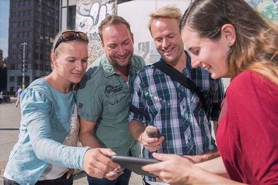 Self guided tour with interactive city game of Venlo