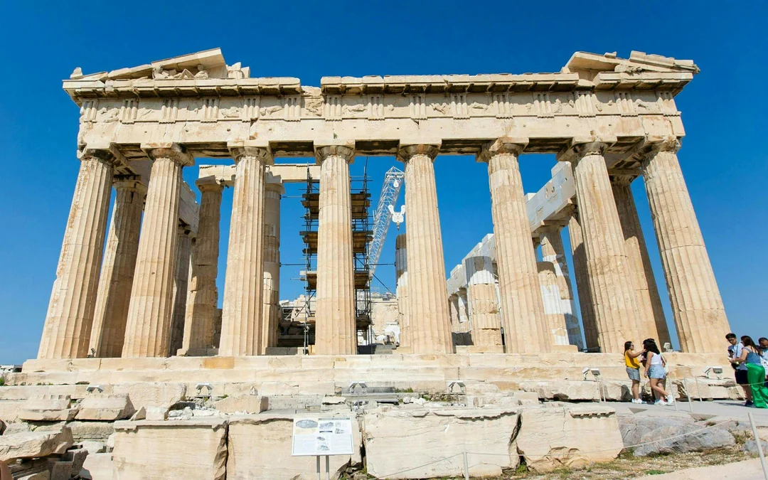 Semi-Private Acropolis & Acropolis Museum Guided Walking Tour Image 2