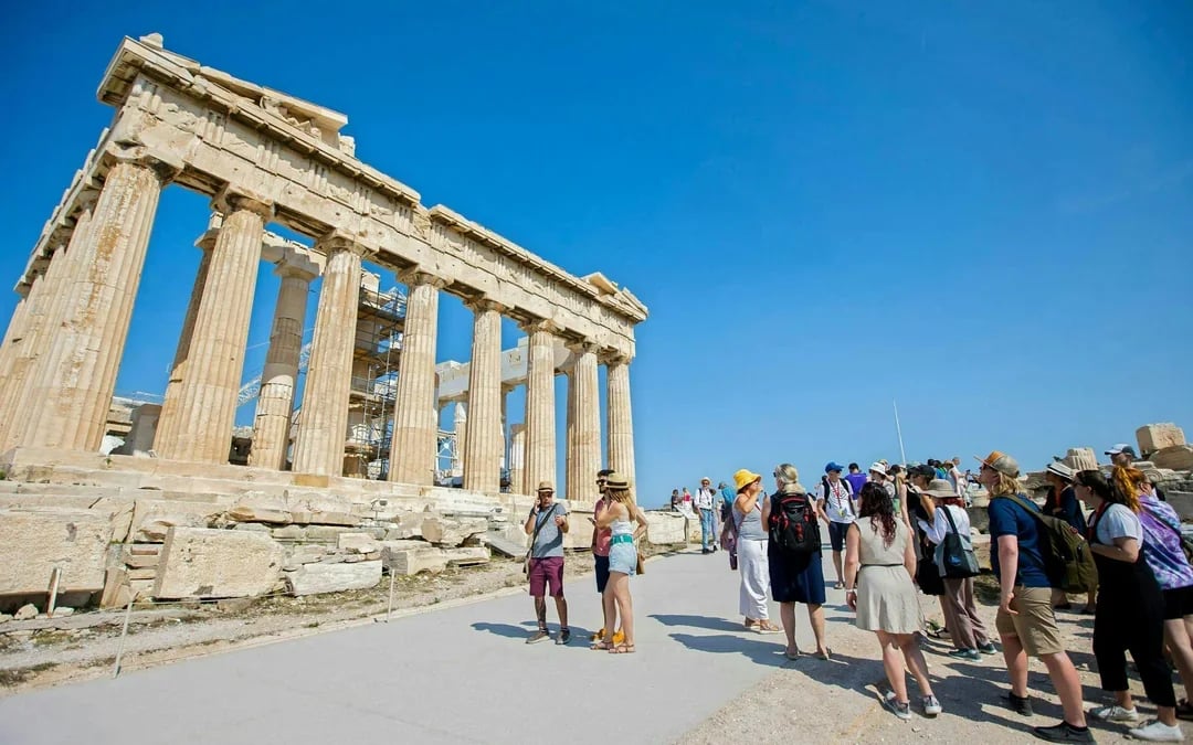 Semi-Private Acropolis & Acropolis Museum Guided Walking Tour Image 6