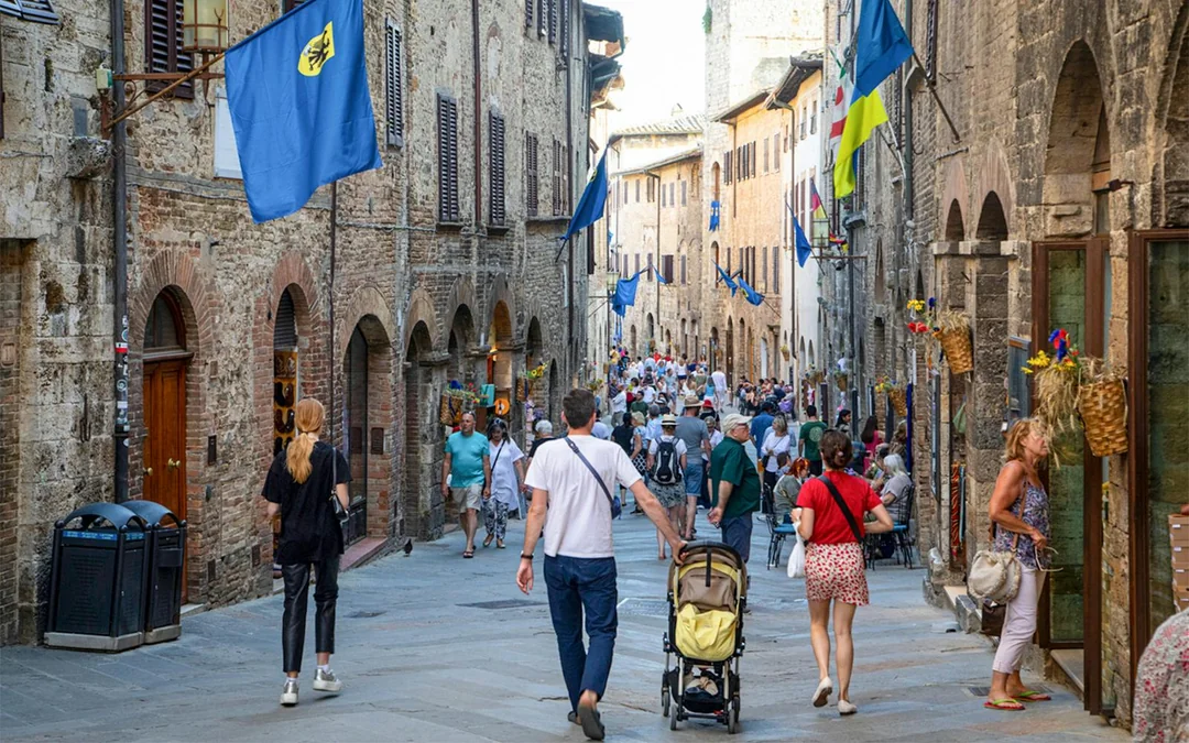 SEMI PRIVATE TUSCANY GRAND TOUR – Best of Siena, San Gimignano, Chianti and Pisa Image 4